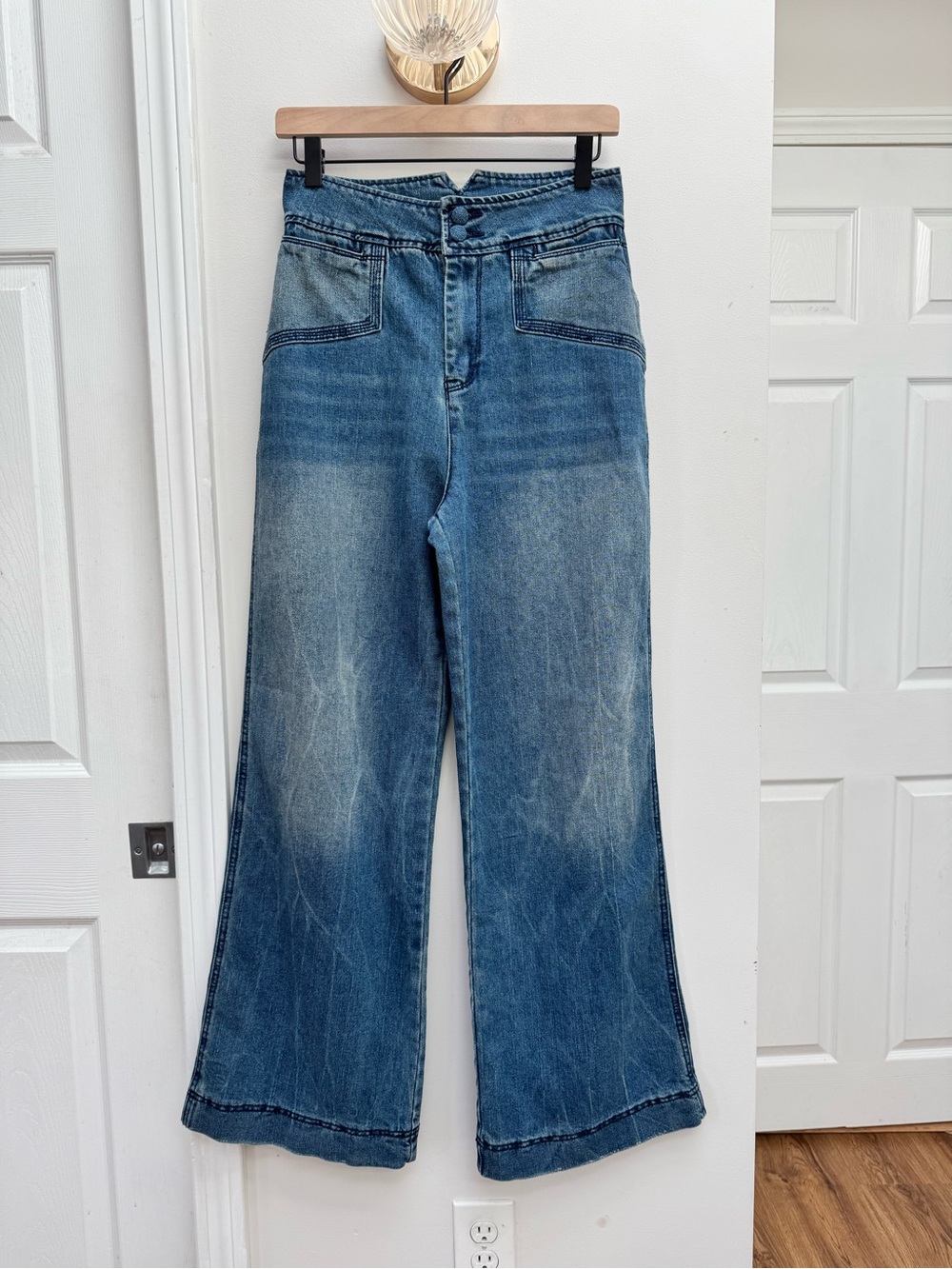 House of Harlow 1960 Retro 70s Wide Leg High-Rise Jeans